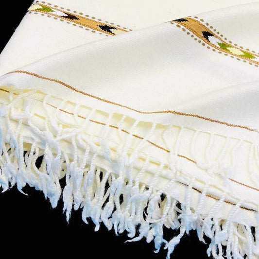 Swati Woolen Shawl Count (52) Color Off-White